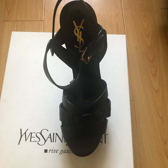 SOLD! Yves Saint Laurent Tributes 105 SANDAL IN BLACK - Picture 4 of 8